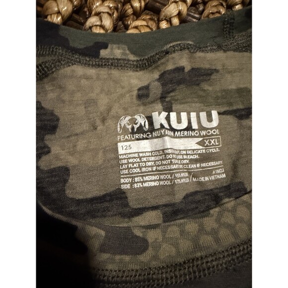 KUIU ULTRA Merino Wool 120 LT Long Sleeve Crew-T Shirt - Picture 6 of 7